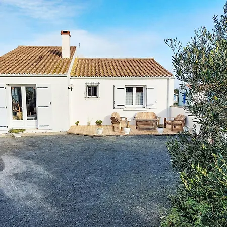 Holiday home Charme De La Grande Bosse By Interhome