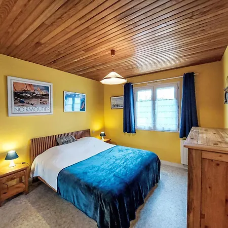 Charme De La Grande Bosse By Interhome Holiday home L'Epine (Vendee)